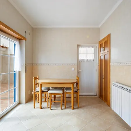 Casa de Férias 73 - Casa Palmeiras Ferrel (Leiria)